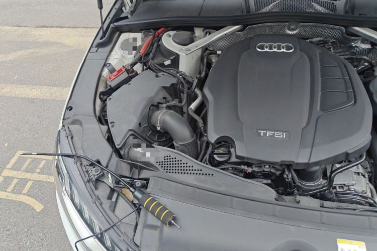 Used Audi A4L 2020 40 TFSI Luxury Dynamic Model Engine Bay Right