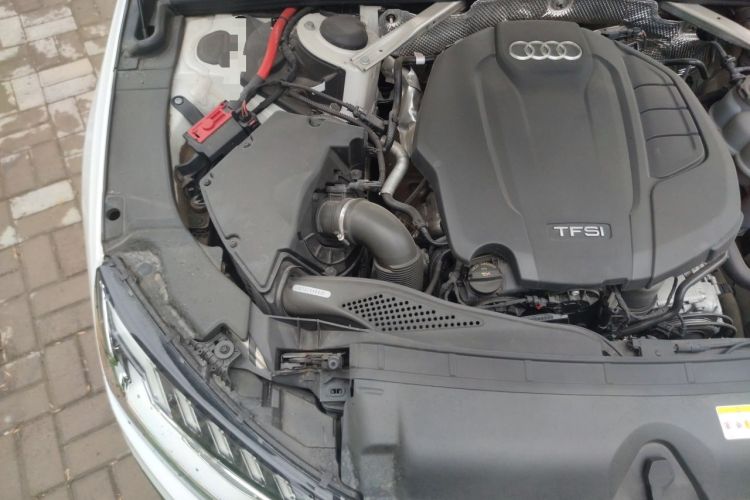 Used Audi A4L 2020 40 TFSI Luxury Dynamic Model Engine Bay Right