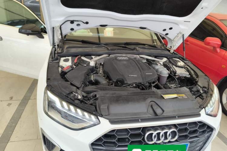 Used Audi A4L 2020 40 TFSI Luxury Dynamic Model Engine Bay Right