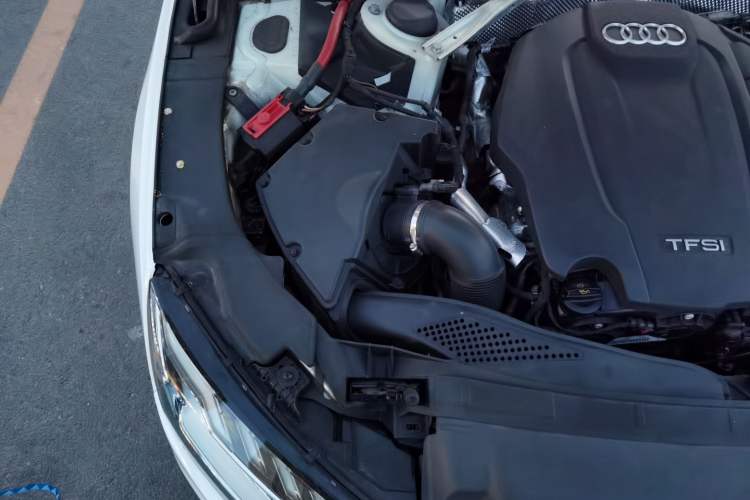 Used Audi A4L 2020 40 TFSI Luxury Dynamic Model Engine Bay Right
