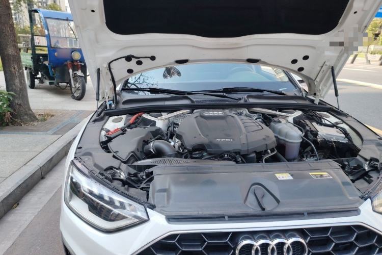 Used Audi A4L 2020 40 TFSI Fashion Dynamic Model Engine Bay Right