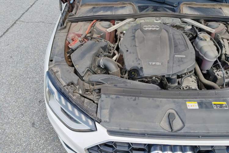 Used Audi A4L 2020 40 TFSI Fashion Dynamic Model Engine Bay Right
