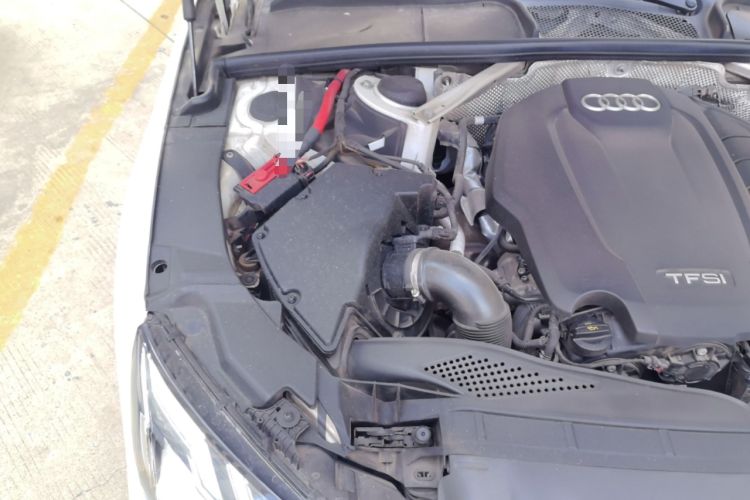 Used Audi A4L 2020 40 TFSI quattro Luxury Dynamic Model Engine Bay Right