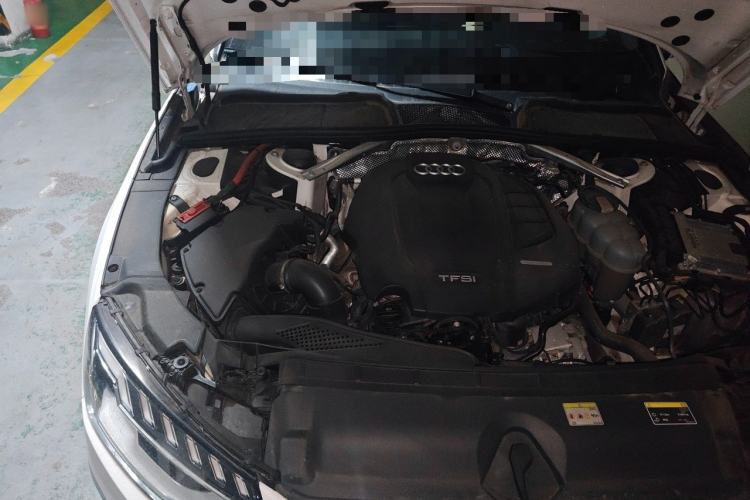 Used Audi A4L 2020 40 TFSI quattro Luxury Dynamic Model Engine Bay Right