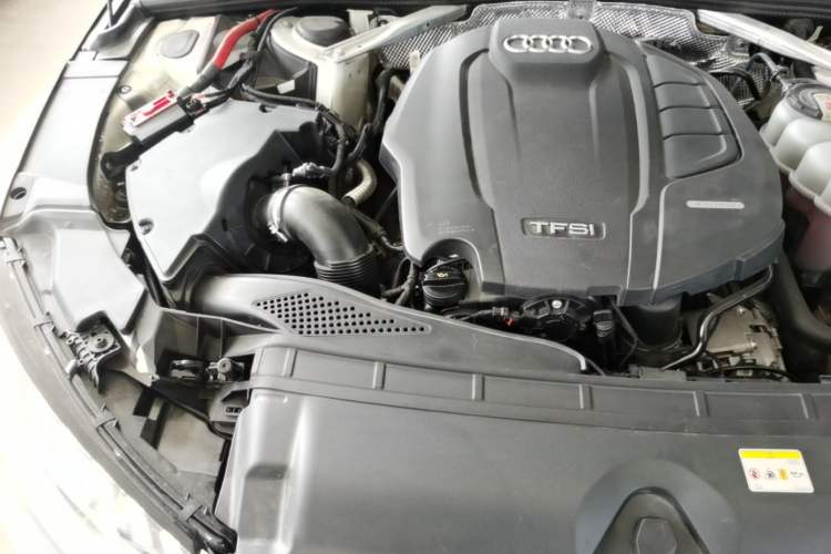 Used Audi A4L 2020 40 TFSI Fashion Dynamic Model Engine Bay Right