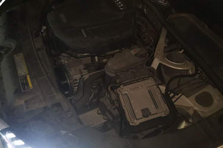 Used Audi A4L 2020 40 TFSI Fashion Dynamic Model Engine Bay Right