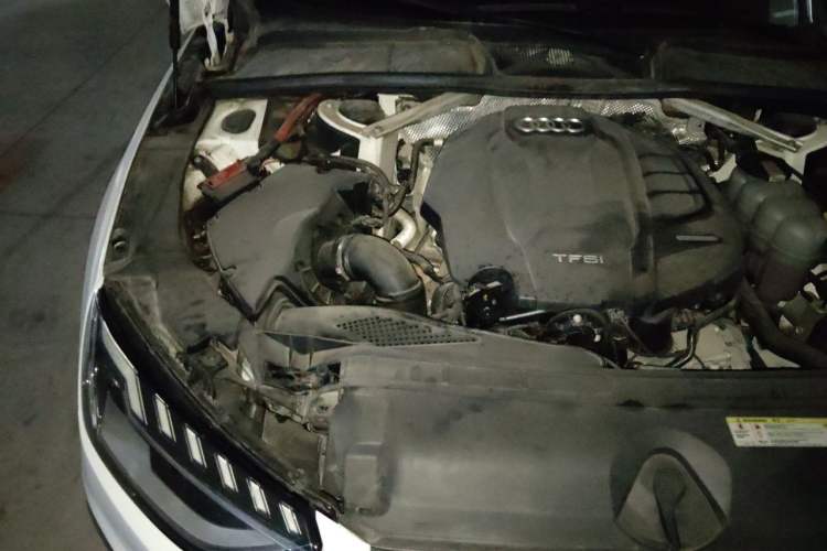 Used Audi A4L 2020 40 TFSI Fashion Dynamic Model Engine Bay Right