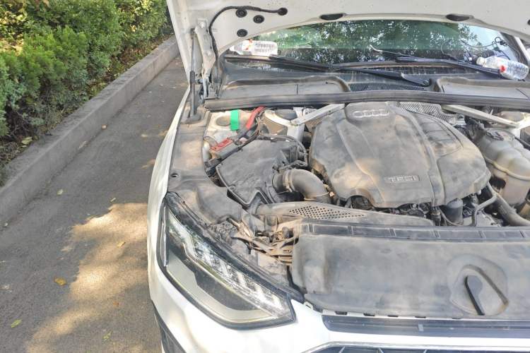 Used Audi A4L 2020 40 TFSI Fashion Dynamic Model Engine Bay Right