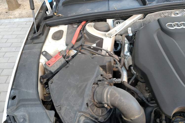 Used Audi A4L 2020 40 TFSI Fashion Dynamic Model Engine Bay Right