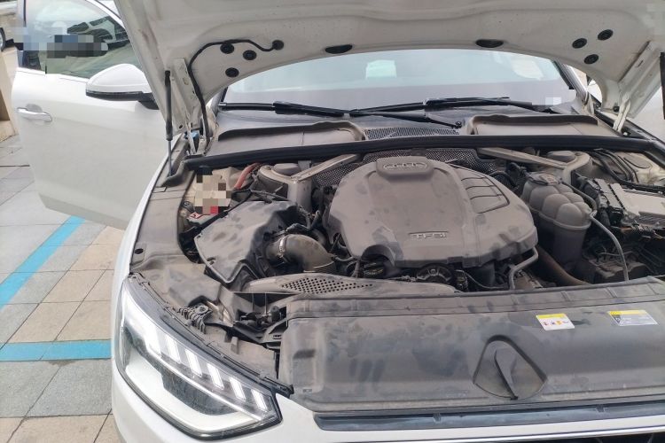 Used Audi A4L 2020 40 TFSI Luxury Dynamic Model Engine Bay Right