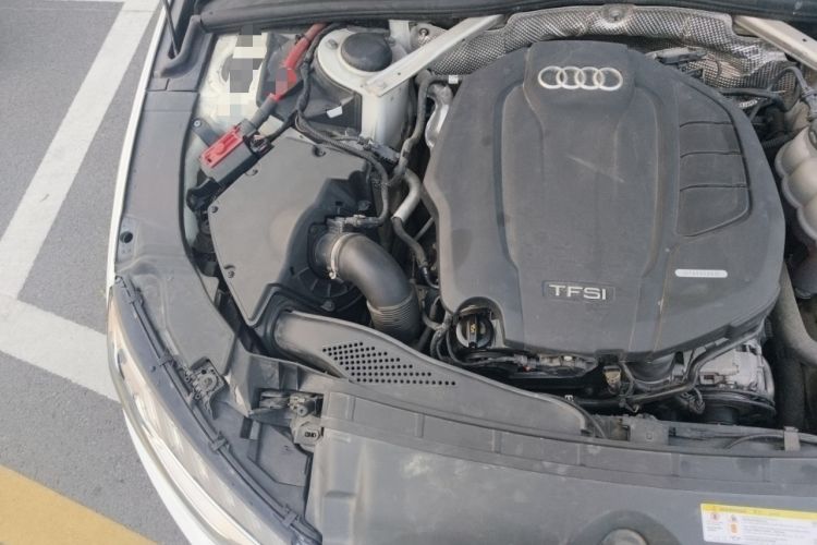 Used Audi A4L 2020 40 TFSI Luxury Dynamic Model Engine Bay Right