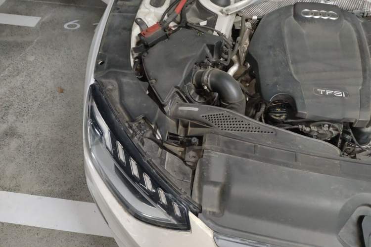 Used Audi A4L 2020 35 TFSI Fashion Dynamic Model Engine Bay Right