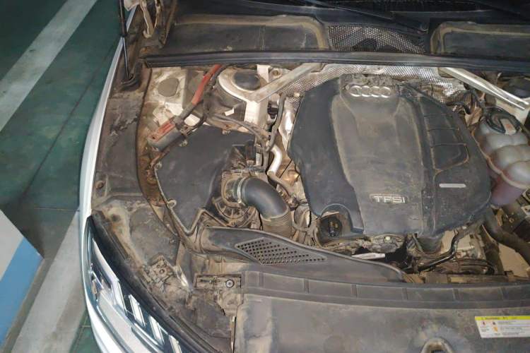 Used Audi A4L 2020 40 TFSI quattro Luxury Dynamic Model Engine Bay Right