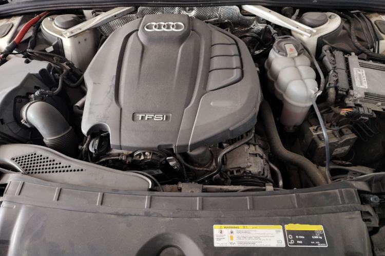 Used Audi A4L 2020 40 TFSI quattro Luxury Dynamic Model Engine Bay