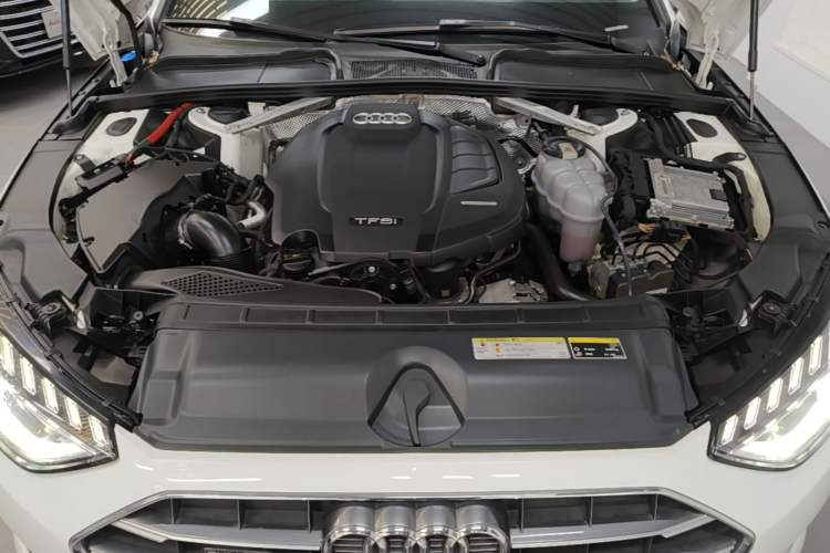Used Audi A4L 2020 40 TFSI quattro Luxury Prestige Edition Engine Bay