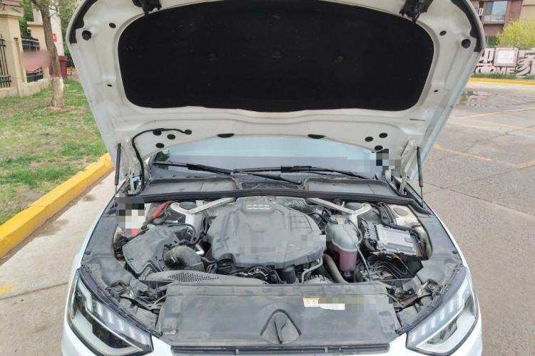 Used Audi A4L 2020 40 TFSI Fashion Dynamic Model Engine Bay