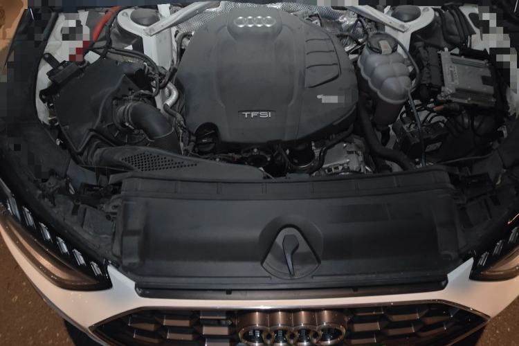 Used Audi A4L 2020 40 TFSI Luxury Dynamic Model Engine Bay