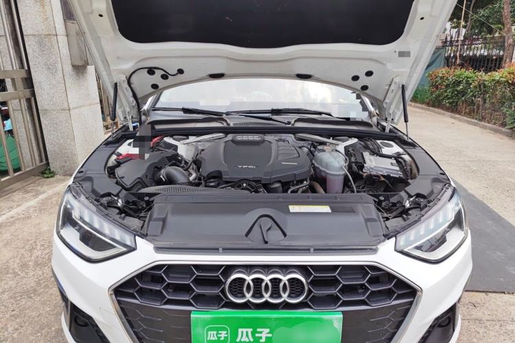 Used Audi A4L 2020 35 TFSI Fashion Dynamic Model Engine Bay