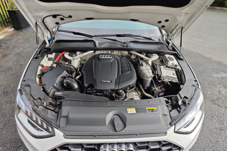 Used Audi A4L 2020 40 TFSI Fashion Dynamic Model Engine Bay