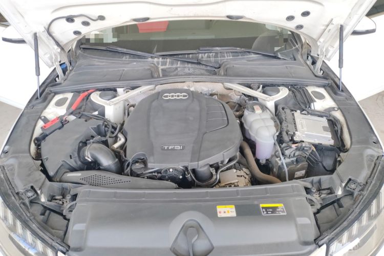 Used Audi A4L 2020 40 TFSI Fashion Dynamic Model Engine Bay