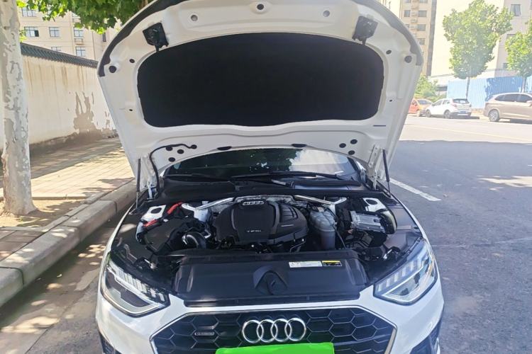 Used Audi A4L 2020 40 TFSI Fashion Dynamic Model Engine Bay