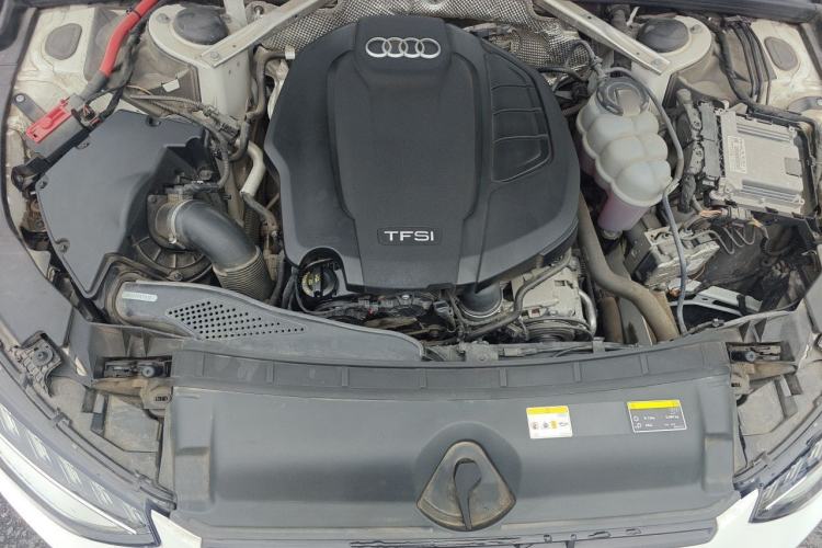 Used Audi A4L 2020 40 TFSI Luxury Dynamic Model Engine Bay
