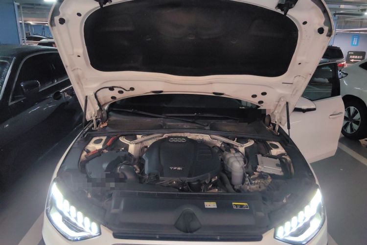 Used Audi A4L 2020 40 TFSI Fashion Dynamic Model Engine Bay