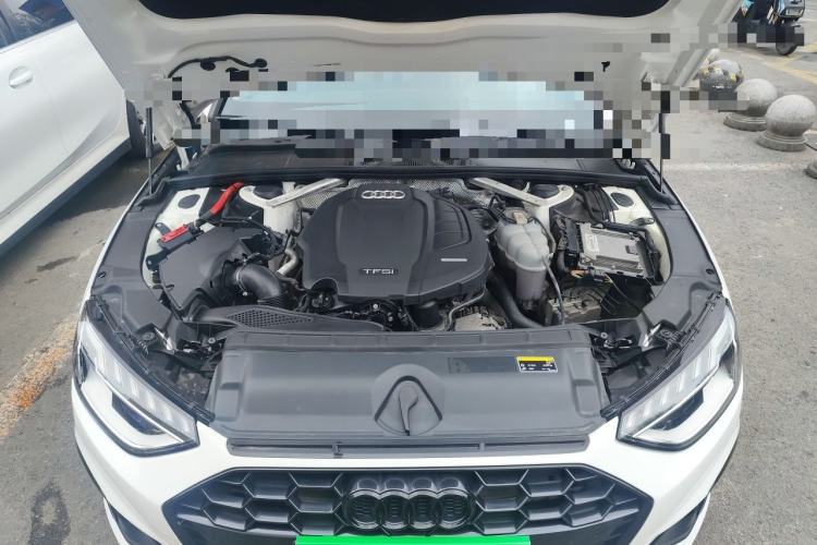 Used Audi A4L 2020 40 TFSI Luxury Dynamic Model Engine Bay