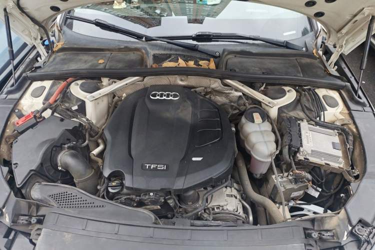 Used Audi A4L 2020 40 TFSI Fashion Dynamic Model Engine Bay
