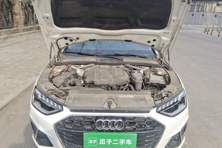 Used Audi A4L 2020 40 TFSI Fashion Dynamic Model Engine Bay