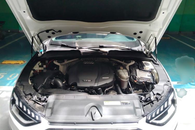 Used Audi A4L 2020 40 TFSI Fashion Dynamic Model Engine Bay