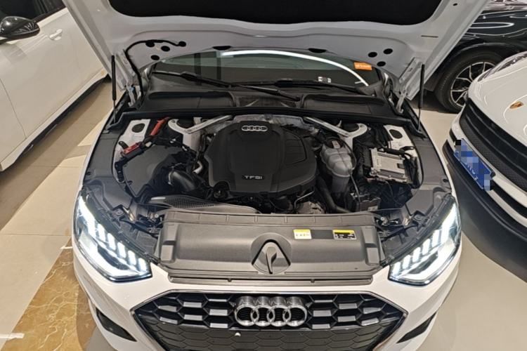 Used Audi A4L 2020 40 TFSI Fashion Dynamic Model Engine Bay