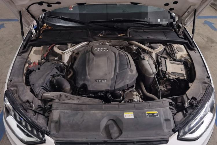 Used Audi A4L 2020 40 TFSI Fashion Dynamic Model Engine Bay