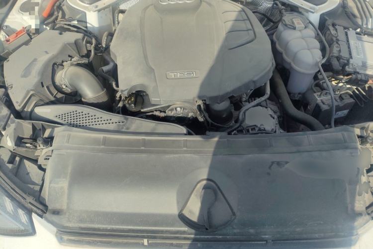 Used Audi A4L 2020 40 TFSI Fashion Dynamic Model Engine Bay