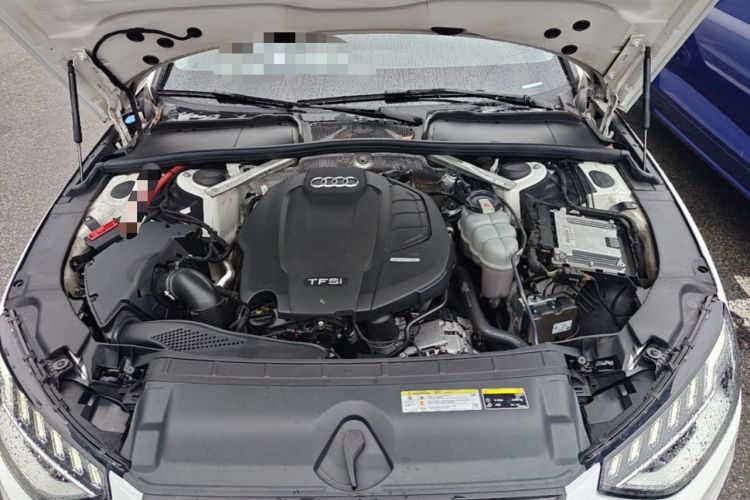 Used Audi A4L 2020 40 TFSI Fashion Dynamic Model Engine Bay