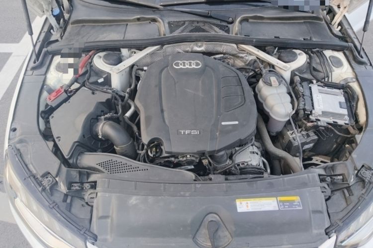 Used Audi A4L 2020 40 TFSI Luxury Dynamic Model Engine Bay