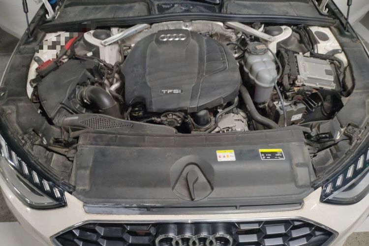 Used Audi A4L 2020 35 TFSI Fashion Dynamic Model Engine Bay