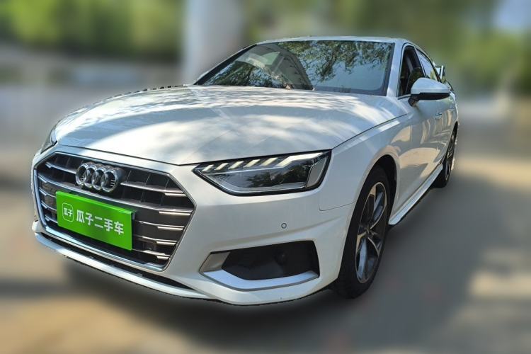 Used Audi A4L 2020 40 TFSI Fashionable and Elegant Model Guazi used car, China used car export, Used car for sale, Used cars, Cheapest cars for sale