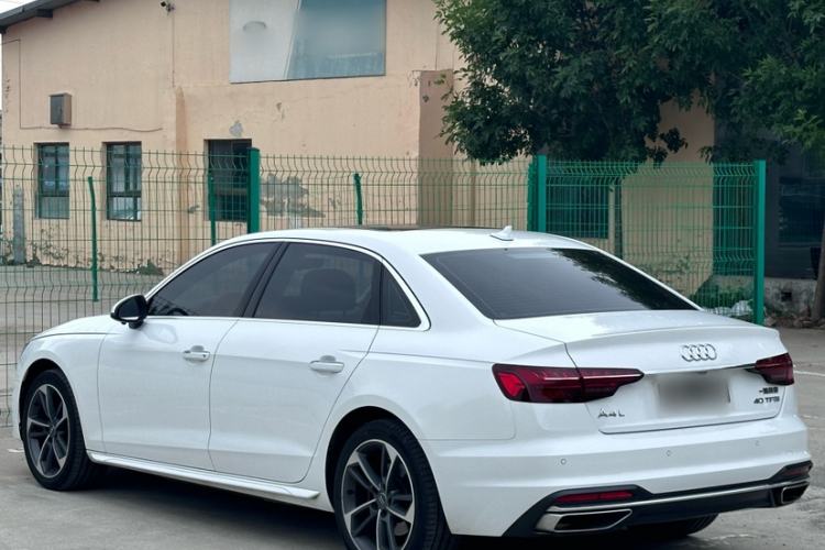 Used Audi A4L 2020 40 TFSI Fashionable and Elegant Model Exterior 3