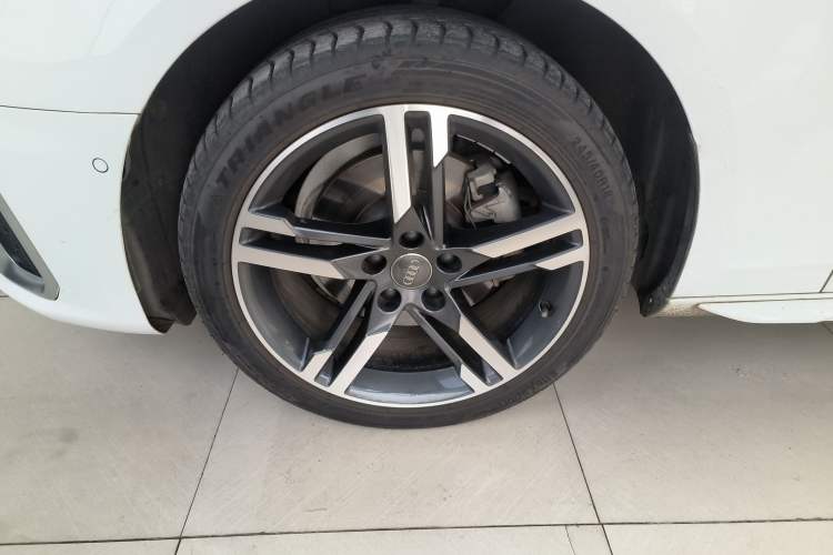 Used Audi A4L 2020 40 TFSI Fashion Dynamic Model Exterior 3
