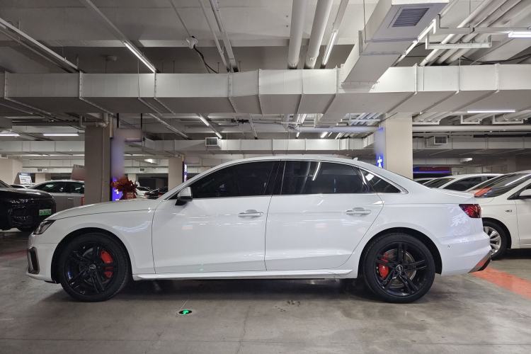 Used Audi A4L 2020 40 TFSI Luxury Dynamic Model Exterior 3