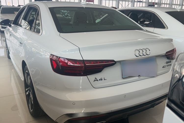 Used Audi A4L 2020 40 TFSI Luxury Dynamic Model Exterior 3
