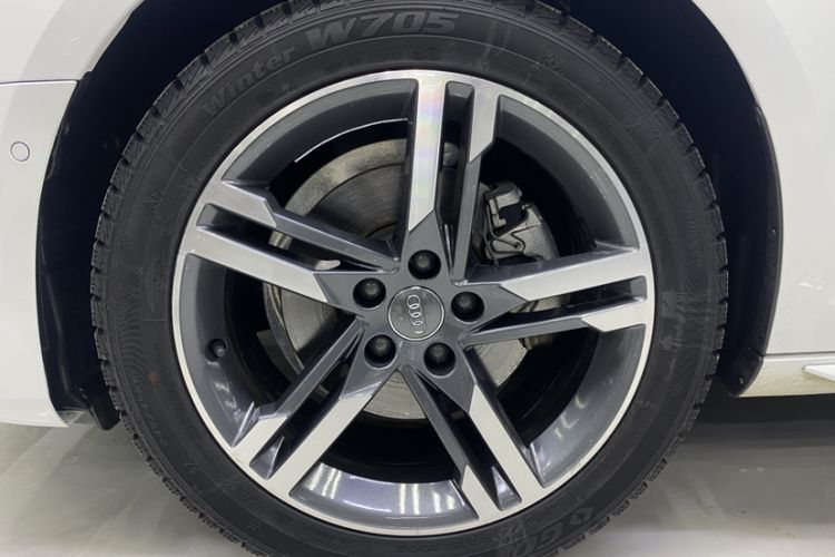 Used Audi A4L 2020 40 TFSI quattro Luxury Dynamic Model Exterior 3