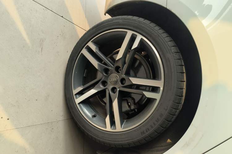 Used Audi A4L 2020 40 TFSI Fashion Dynamic Model Exterior 4