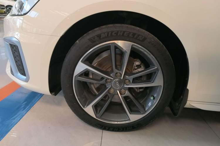 Used Audi A4L 2020 40 TFSI Fashion Dynamic Model Exterior 4