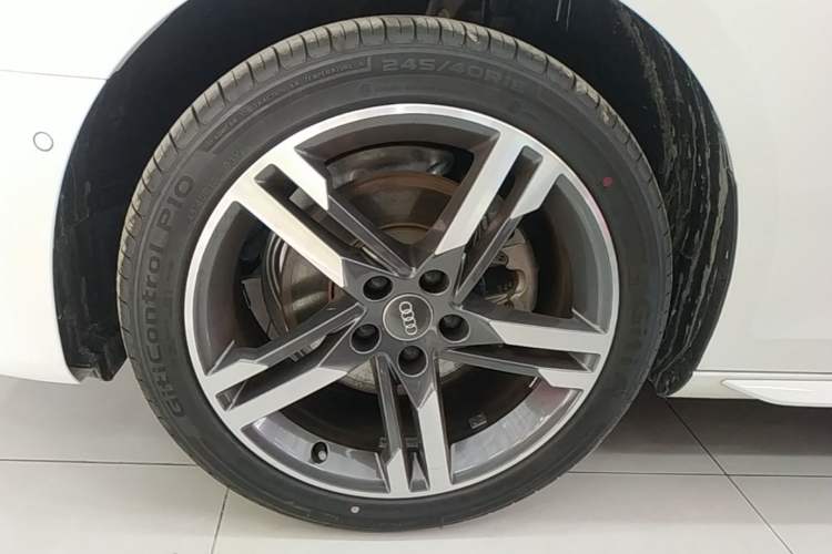 Used Audi A4L 2020 40 TFSI quattro Luxury Dynamic Model Exterior 4