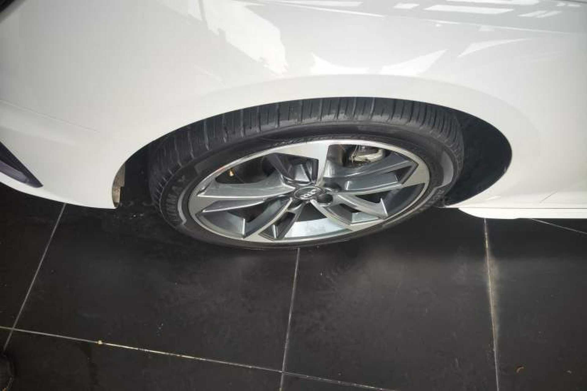 Used Audi A4L 2020 40 TFSI Fashion Dynamic Model Exterior 4