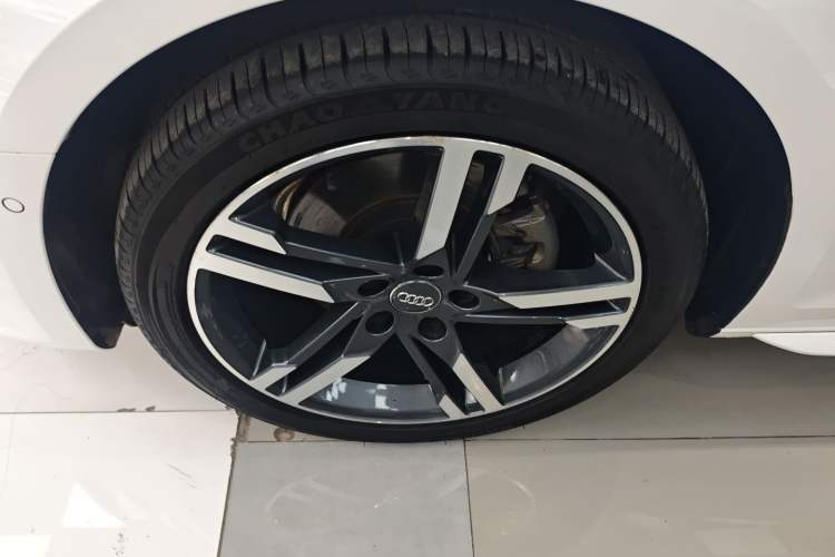 Used Audi A4L 2020 40 TFSI Fashion Dynamic Model Exterior 4