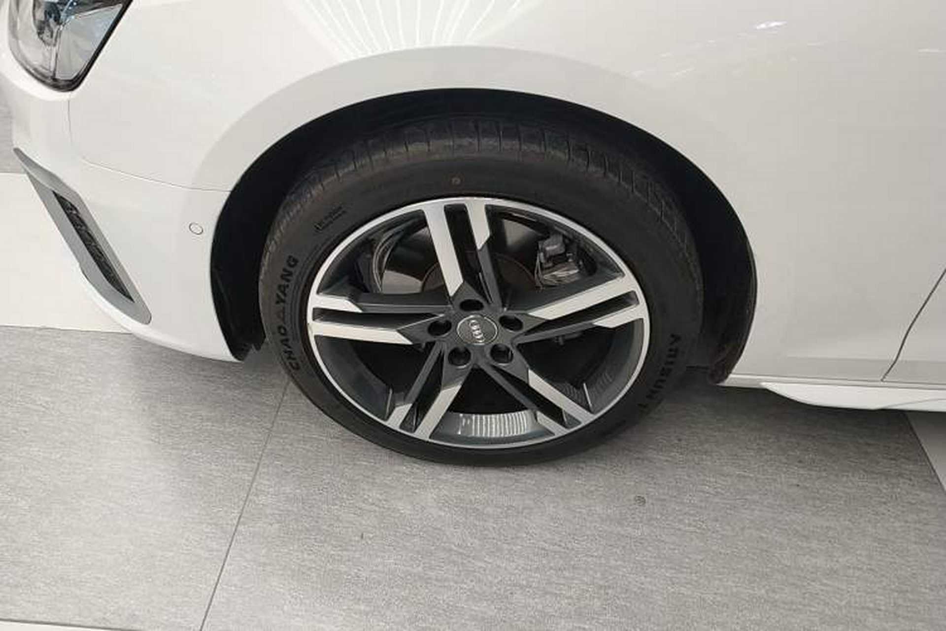 Used Audi A4L 2020 40 TFSI quattro Luxury Dynamic Model Exterior 4