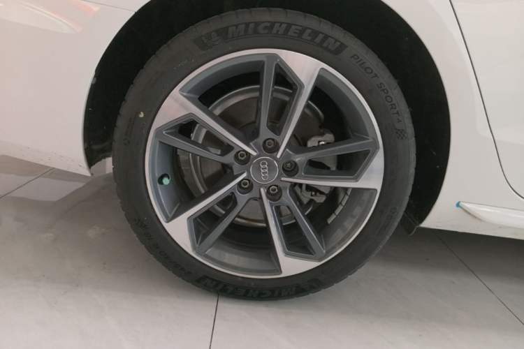 Used Audi A4L 2020 40 TFSI Fashion Dynamic Model Exterior 5